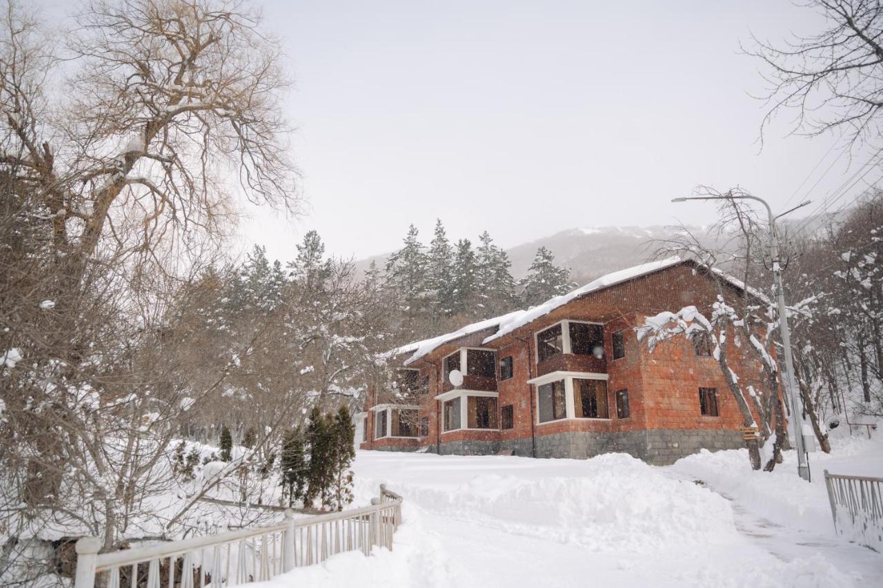 Apricot Aghveran Resort Exteriör bild