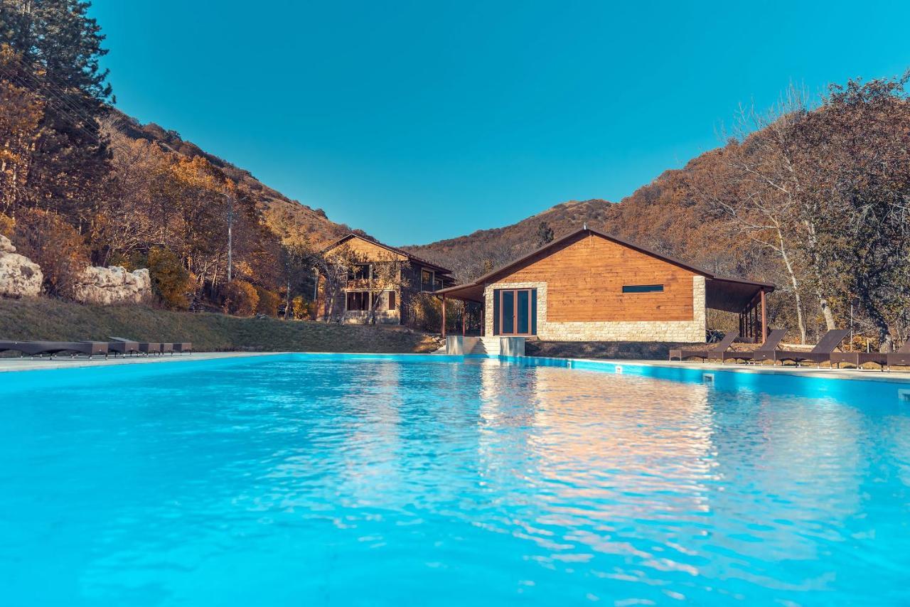 Apricot Aghveran Resort Exteriör bild